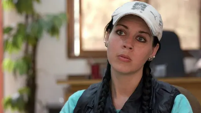 Samantha Sally akihojiwa akiwa kizuizini katiuka eneo la Kurdish linalodhibitiwa na Syria