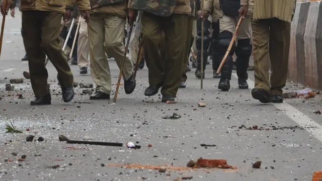 પ્રતીકાત્મક તસવીર