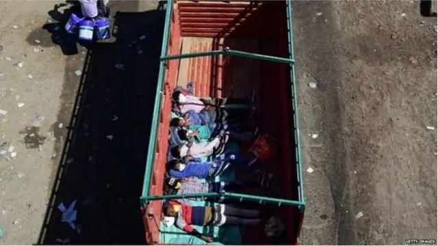 వలస కార్మికులు