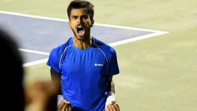 सुमित नागल, रोजर फ़ेडरर