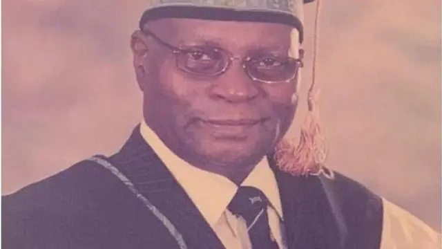 Folabi Olumide