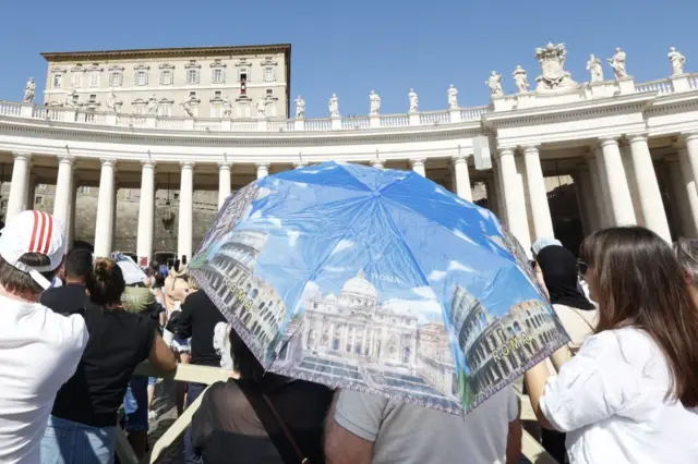 पोप फ्रांसिस ने इसराइल और फ़लस्तीन से शांति की अपील की