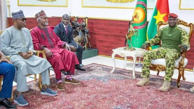 Ndịagha Naịjirịa e ji eji na Bọkịna Faso alọghachitabeghị - Minista mba ofesi