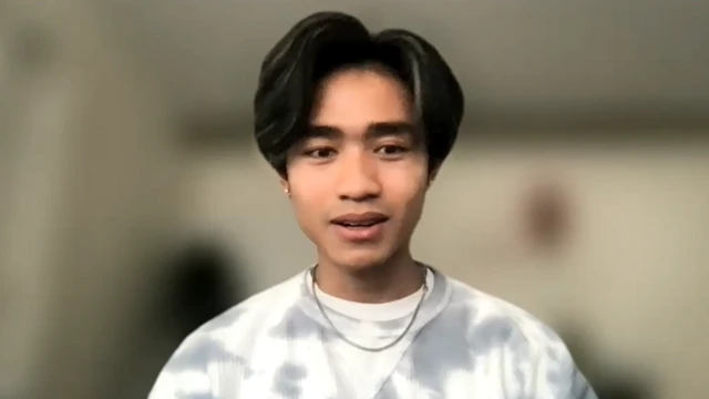 อดุลย์ ในวัย 18 ปี ให้สัมภาษณ์บีบีซีไทยจากหอพัก