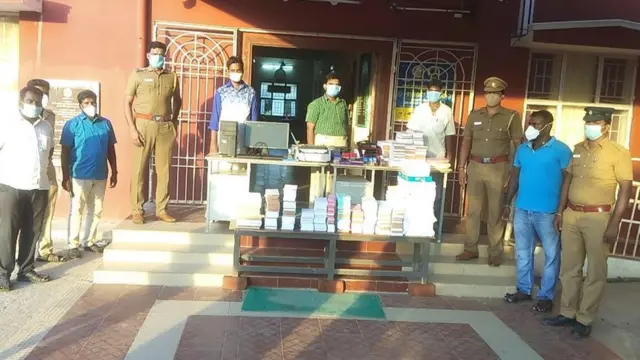 போலி பாரத ஸ்டேட் வங்கி கிளை நிறுவ திட்டம் : மூன்று பேர் கைது.