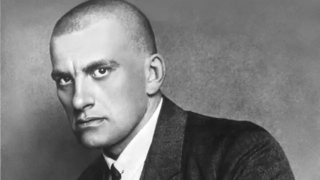 Маяковський