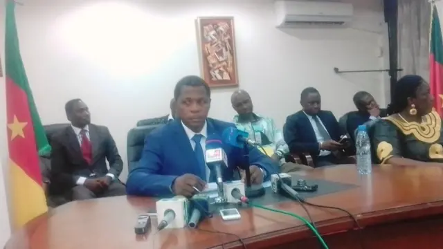 Paul Atanga Nji, Cameroon Minister of Territorial Administration don say partners di use Anglophone crisis for make moni.