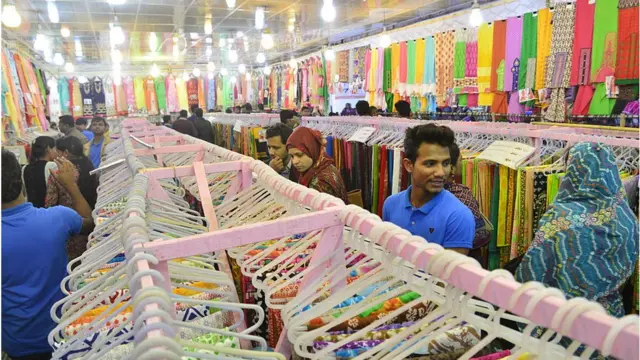 ২০২০ সালে শেরেবাংলা নগরে যে বাণিজ্য মেলা হয়েছে, সেখানে মোট ৫১৬টি স্টল বসেছিল