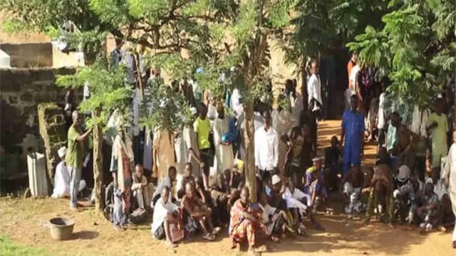 Awọn eeyan ti wọn mu nigbekun nile Ọlọrẹ