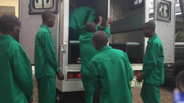 Abaregwa ni imfungwa za gisirikare