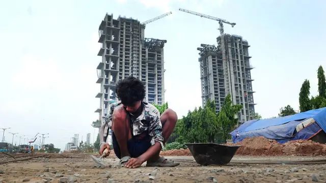 रिअल इस्टेट