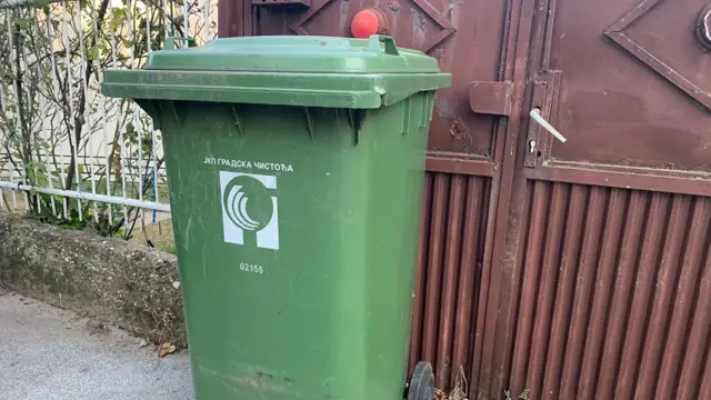 Plastika služi i za odlaganje otpada