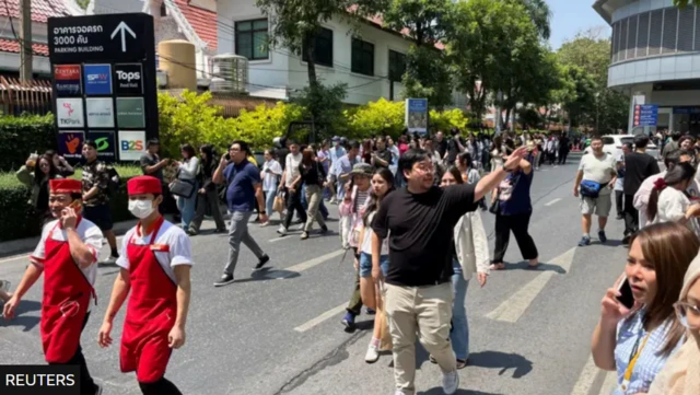 For Bangkok, di earthquake force pipo to leave dia office buildings