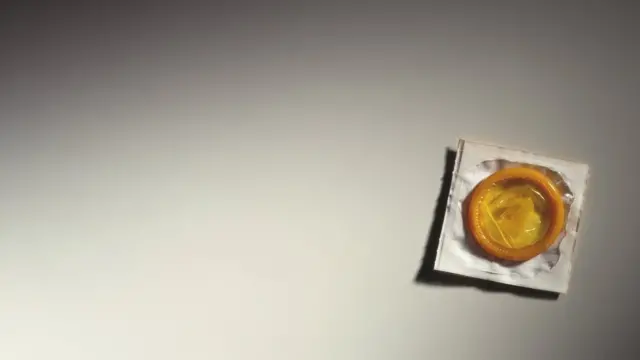 यूएनएफपीएले भनेको छ- किशोरावस्थामा हुने गर्वधारण विद्यालय, जानकारी वा स्वास्थ्यसेवामा न्यून वा पहुँच नै नहुने अवस्थाको एउटा नतिजा हो।