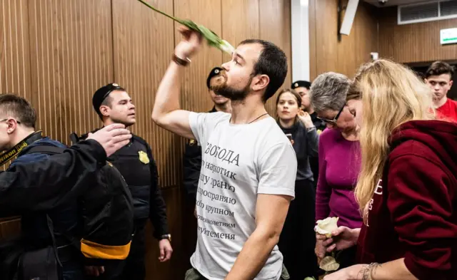 У сали суда за време изрицања пресуде Јегору Лесниху