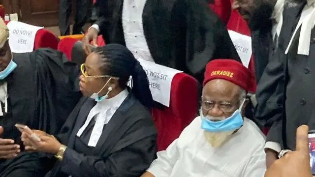 Wasu shugabannin kabilar Igbo na cikin mutanen da suka halarci zaman kotun