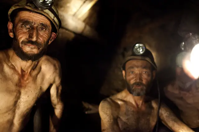 کارگران معدن در شمال افغانستان 