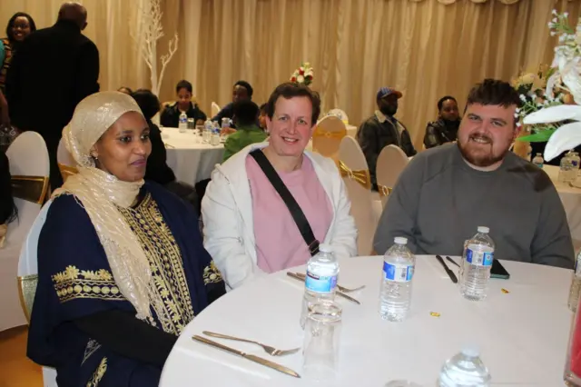 Mu bari bitabye ibirori harimwo abazungu n'abandi bava irya n'ino kw'isi 