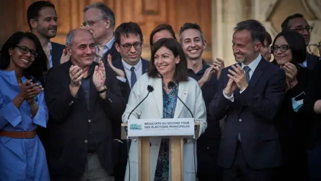 Анн Ідальго