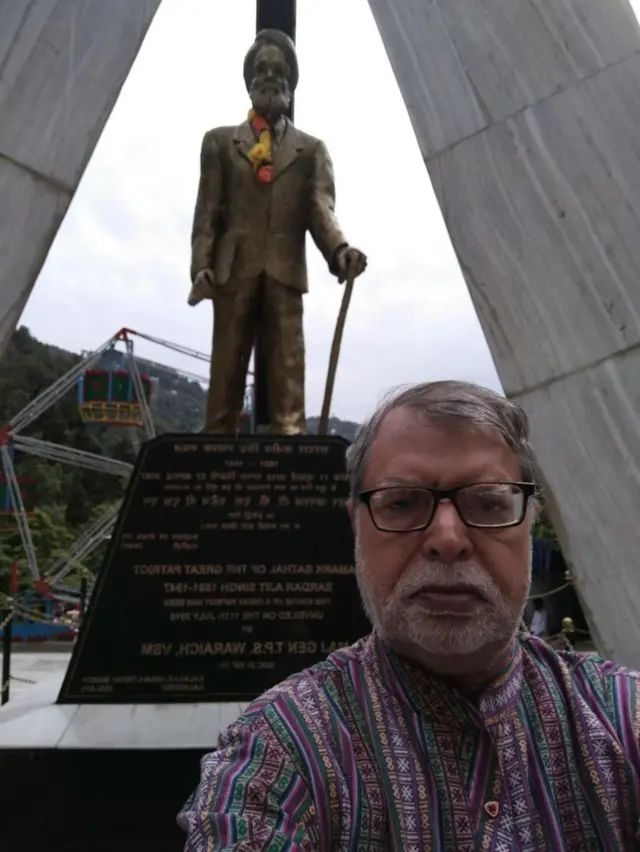 પંજોલ- ડલહોઝીમાં અજિત સિંહ મૅમોરીયલ પાસે લેખક