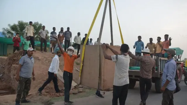గుజరాత్, వడ్ నగర్, సోలంకి రాజ్యం, అస్థిపంజరం