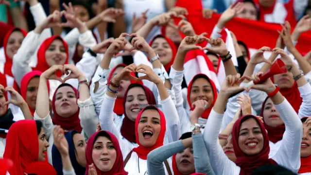 مشجعات مصريات