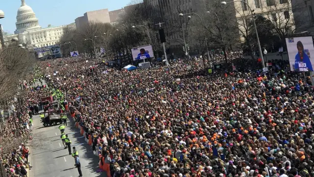 جانب من المسيرات في واشنطن