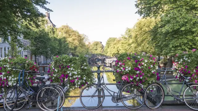 จักรยาน