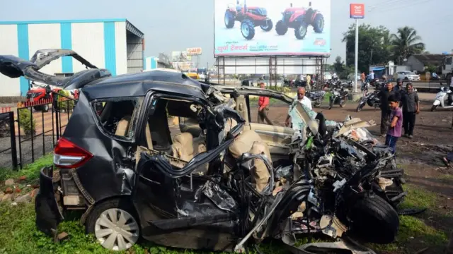 ভারতে প্রতি বছর পথ দুর্ঘটনায় কম করে দেড় লক্ষ মানুষের মৃত্যু হয়
