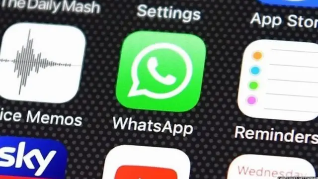 મોબાઇલ ફોનની સ્ક્રિનની તસવીર