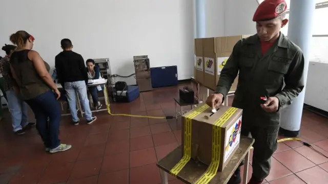 Elecciones.