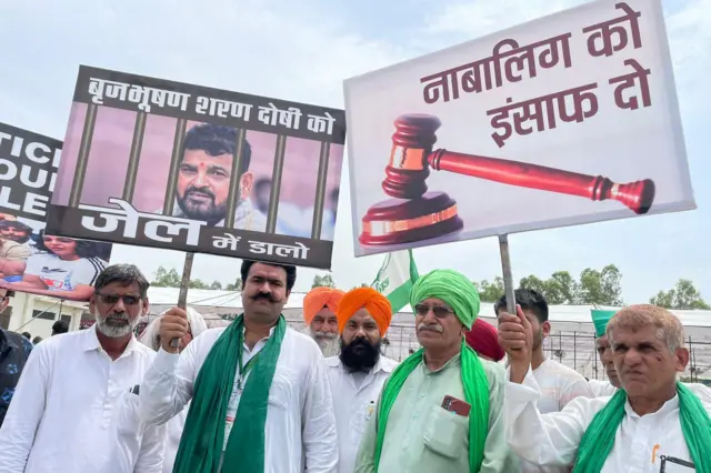 बृजभूषण की गिरफ़्तारी की मांग