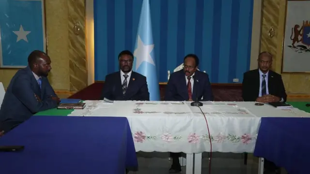 Dhaarta waxa ay ka dhacday madaxtooyada Soomaaliya