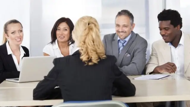 ఉద్యోగం ఊడిపోవాలా