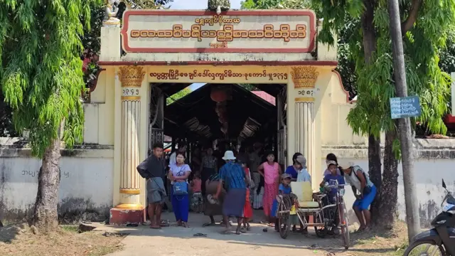 မေလ ၆ ရက်နေ့ကတည်းက လပ္ပတ္တာမြို့ပေါ်ဘုန်းကြီးကျောင်းမှာ လူတွေရောက်လာကြ