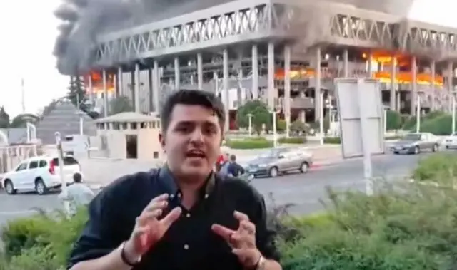 خبرگزاری صداوسیما گفته است که چهار بمب به ساختمان شیشهای برخورد کرده است