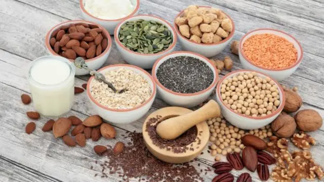 Selon les experts, l'échange de glucides contre les graisses et les protéines d'origine végétale pourrait favoriser un vieillissement en bonne santé