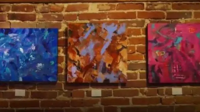 மெட்ரோ வரைந்த படங்கள்