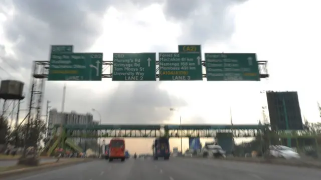 Signalisation routière au Kenya