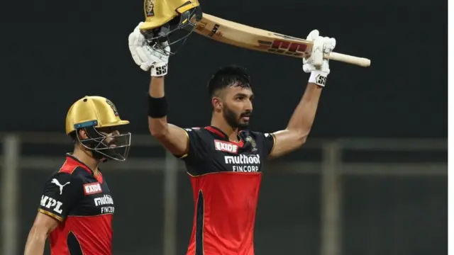 देवदत्त पडिक्कल और विराट कोहली