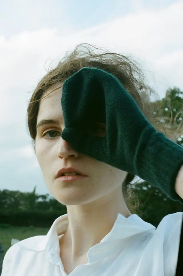 英國獨立設計師鄧恩蓋特(Lou Dungate)