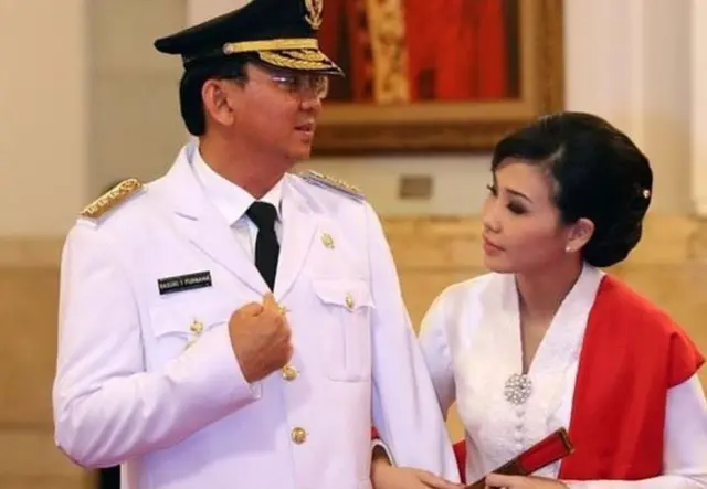 Ahok dan istrinya Veronica ketika pelantikan sebagai gubernur DKI Jakarta