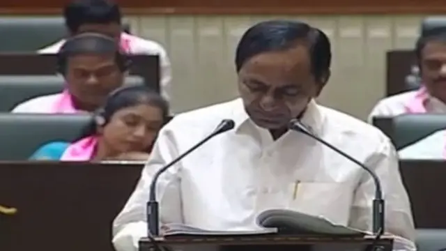 తెలంగాణ శాసనసభలో బడ్జెట్ ప్రసంగం చేస్తున్న కేసీఆర్