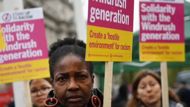 Protesto contra o governo no caso Windrush