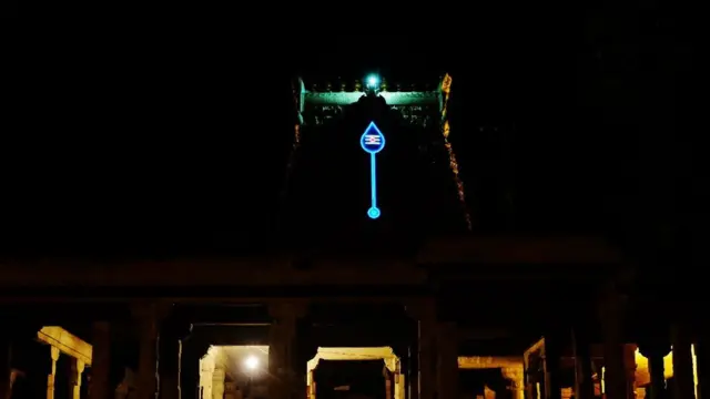 வேல் யாத்திரை: பாதை மாற்றும் அரசியல் யாத்திரையா?