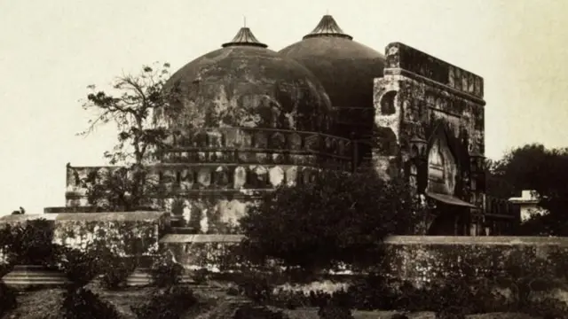 বাবরি মসজিদ