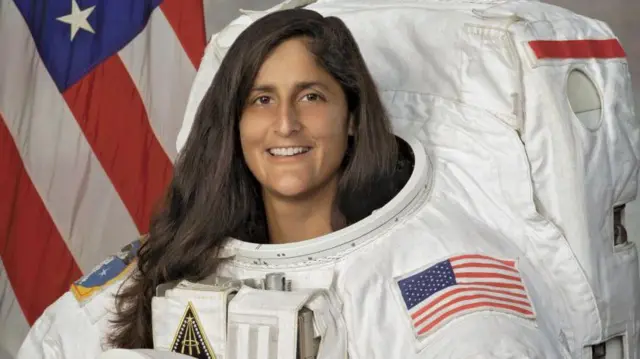 சுனிதா வில்லியம்ஸ், ஸ்பேஸ்எக்ஸ் டிராகன், நாசா