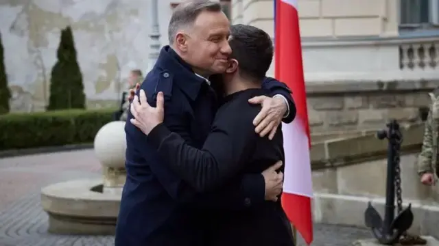 Mnamo Januari 11 huko Lviv, Rais wa Poland Andrzej Duda alitangaza uwezekano wa utoaji wa mizinga miwili ya Leopard kwa Ukraine