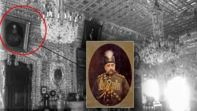 پرتره مظفرالدین شاه قاجار در عکسی از تالار برلیان کاخ گلستان در تهران