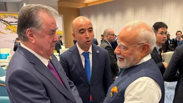 அய்னி விமானப்படைத் தளம், இந்தியா - தஜிகிஸ்தான்